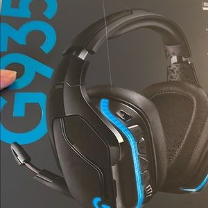 Brand new, never opened Logitech G935